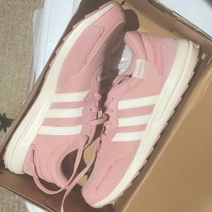 Women’s Adidas RetroRun Sneakers